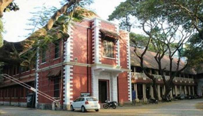 സ്ത്രീയായിപ്പോയി അല്ലെങ്കില് തല്ലിചതച്ചേനെ; മജിസ്ട്രേറ്റിന് അഭിഭാഷകരുടെ ഭീഷണി സ്ത്രീയായിപ്പോയി അല്ലെങ്കില് തല്ലിചതച്ചേനെ; മജിസ്ട്രേറ്റിന് അഭിഭാഷകരുടെ ഭീഷണി