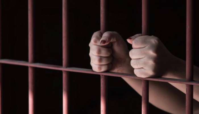 കേന്ദ്രസര്ക്കാര് ഇടപെടല്: 26 ഇന്ത്യക്കാര്ക്ക് പൊതുമാപ്പ്! കേന്ദ്രസര്ക്കാര് ഇടപെടല്: 26 ഇന്ത്യക്കാര്ക്ക് പൊതുമാപ്പ്!