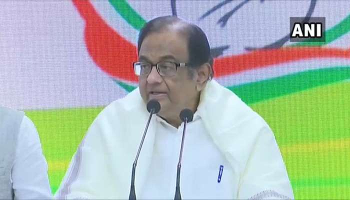'സമ്പദ്വ്യവസ്ഥ തെറ്റായ കൈകളില്, തന്നെ അടിച്ചമര്ത്താനാവില്ല', തുറന്നടിച്ച് പി. ചിദംബരം 'സമ്പദ്വ്യവസ്ഥ തെറ്റായ കൈകളില്, തന്നെ അടിച്ചമര്ത്താനാവില്ല', തുറന്നടിച്ച് പി. ചിദംബരം