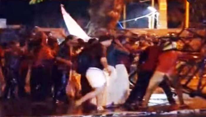 ജാമിയ മിലിയ സംഘര്ഷം: കേരളത്തിലും പ്രതിഷേധം ശക്തം ജാമിയ മിലിയ സംഘര്ഷം: കേരളത്തിലും പ്രതിഷേധം ശക്തം