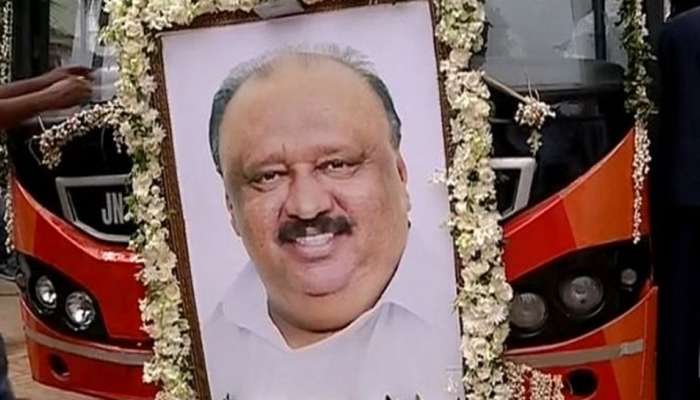 തോമസ് ചാണ്ടിയുടെ മൃതദേഹം ഇന്ന് പൊതുദര്ശനത്തിന് വെക്കും തോമസ് ചാണ്ടിയുടെ മൃതദേഹം ഇന്ന് പൊതുദര്ശനത്തിന് വെക്കും