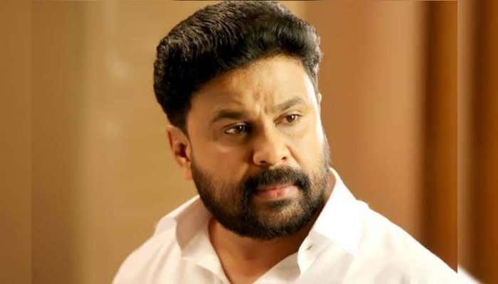 നടിയെ ആക്രമിച്ച കേസ്: വിചാരണ ദൃശ്യങ്ങള് പകര്ത്തിയ ഫോണ് പിടിച്ചെടുത്തു നടിയെ ആക്രമിച്ച കേസ്: വിചാരണ ദൃശ്യങ്ങള് പകര്ത്തിയ ഫോണ് പിടിച്ചെടുത്തു
