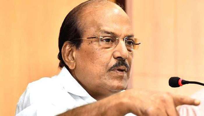 ഡല്ഹിയിലും "അവര്" ഒന്നിക്കുകയായിരുന്നു, പി.കെ കുഞ്ഞാലിക്കുട്ടി ഡല്ഹിയിലും "അവര്" ഒന്നിക്കുകയായിരുന്നു, പി.കെ കുഞ്ഞാലിക്കുട്ടി