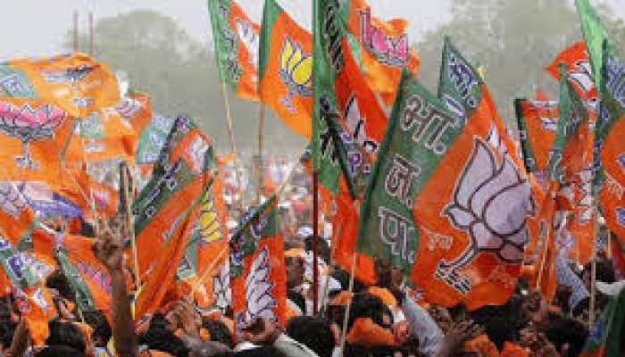 ടീം BJP റെഡി;ഭാരവാഹികളെ പ്രഖ്യാപിച്ച BJP കുട്ടനാട് ഉപതെരെഞ്ഞെടുപ്പിനൊരുങ്ങുന്നു ടീം BJP റെഡി;ഭാരവാഹികളെ പ്രഖ്യാപിച്ച BJP കുട്ടനാട് ഉപതെരെഞ്ഞെടുപ്പിനൊരുങ്ങുന്നു