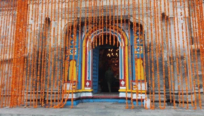 കേദാർനാഥ് ക്ഷേത്രം തുറന്നു; ആദ്യ പൂജ നരേന്ദ്ര മോദിയുടെ പേരിൽ 