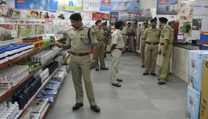 പ്രധാനമന്ത്രിയെ പിന്തുണച്ച് സൈന്യം; പാരാമിലിട്ടറി ക്യാന്റീനിൽ ഇനി ഇന്ത്യൻ ഉത്പന്നങ്ങൾ മാത്രം പ്രധാനമന്ത്രിയെ പിന്തുണച്ച് സൈന്യം; പാരാമിലിട്ടറി ക്യാന്റീനിൽ ഇനി ഇന്ത്യൻ ഉത്പന്നങ്ങൾ മാത്രം