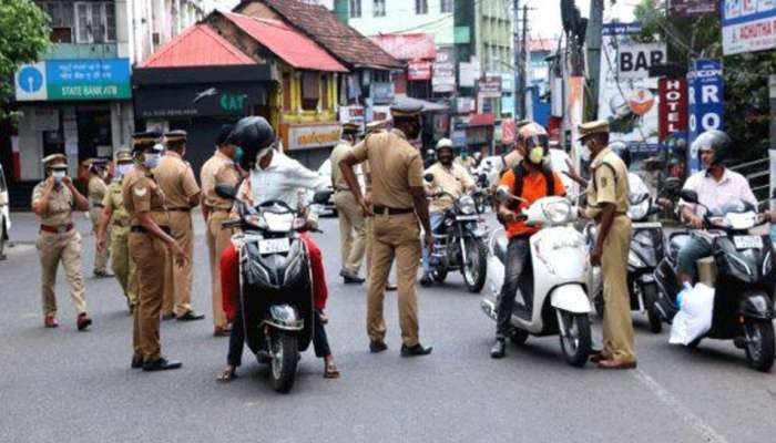 തിരുവനന്തപുരം നഗരസഭയില്‍ ലോക്ക് ഡൌണ്‍ പിന്‍വലിച്ചു;കണ്ടെയ്മെന്‍റ് സോണുകളില്‍ നിയന്ത്രണങ്ങള്‍ തുടരും!