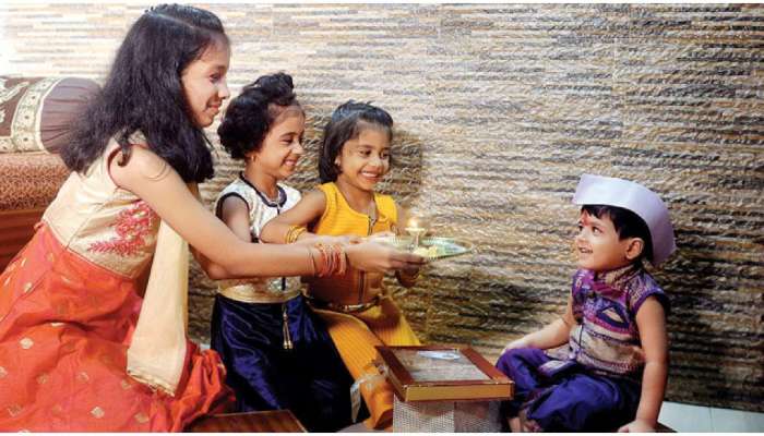 Bhai Dooj 2020: സഹോദരന്റെ ദീർഘായുസ്സിനായി സഹോദരിമാർ നടത്തുന്ന ചടങ്ങ്, അറിയാം ശുഭ മുഹൂർത്തം