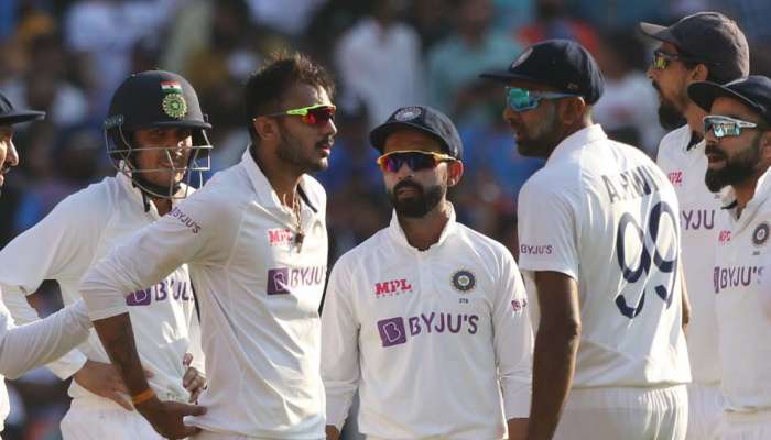 India England Pink Test : Axar Patel ഇം​ഗ്ലണ്ടിനെ എറിഞ്ഞിട്ടു Rohit Sharma യിൽ പിടിച്ച് നിൽക്കാൻ ശ്രമിച്ച് ഇന്ത്യൻ ബാറ്റിങ് നിര