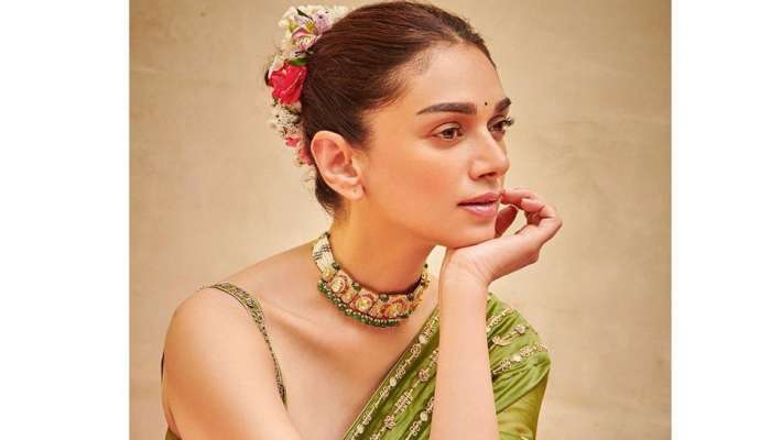 Aditi Rao Hydari: പച്ച നിറത്തിലെ ഡിസൈനർ സാരിയിൽ അതിസുന്ദരിയായി അദിതി റാവു ഹൈദാരി