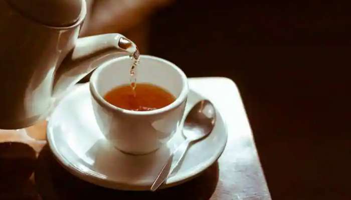 Tea: നിങ്ങൾ ചായ വളരെയധികം കുടിക്കുന്ന ആളാണോ? എങ്കിൽ നിങ്ങൾക്ക് തലവേദനയും നെഞ്ചെരിച്ചിലും ഉണ്ടാകാനുള്ള സാധ്യതയേറെയാണ് 