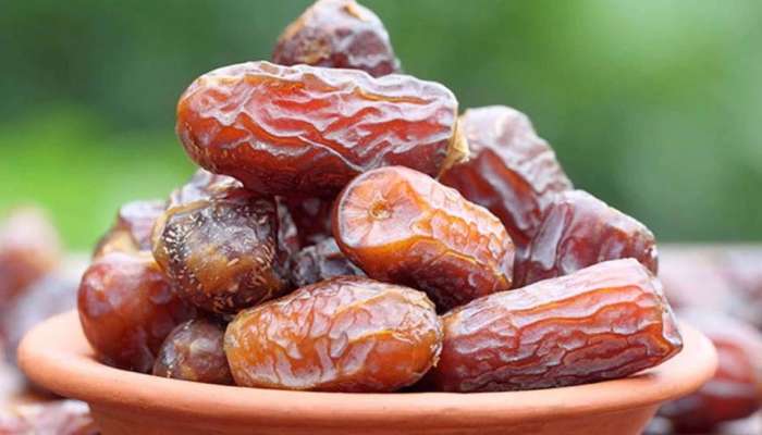 Dates Benefits: രക്തക്കുറവ് പരിഹരിക്കണമോ, എന്നാൽ ദിനവും രണ്ട് ഈന്തപ്പഴം കഴിക്കൂ!