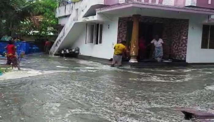 കേരളത്തിലെ തീരപ്രദേശങ്ങളിൽ രൂക്ഷമായ കടലാക്രമണം; നിരവധി വീടുകൾ തകർന്നു, നൂറിലേറെ വീടുകളിൽ വെള്ളം കയറി