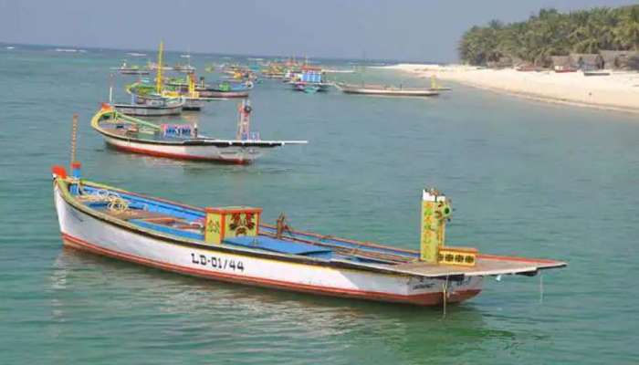 Lakshadweep Issue: ലക്ഷദ്വീപിലെ മീൻപിടുത്ത ബോട്ടുകളിൽ സർക്കാർ ഉദ്യോഗസ്ഥനെ നിയമിക്കണമെന്ന് ഉത്തരവ്