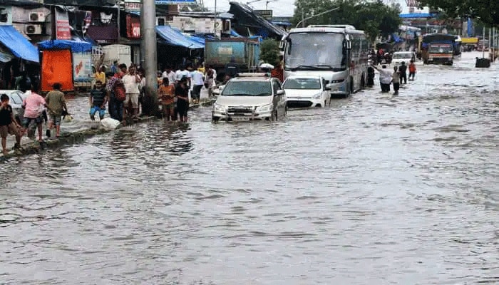 Mumbai Rain: മഹാരാഷ്ട്രയില്‍  Monsoon എത്തി,   മുംബൈയില്‍ കനത്ത മഴയും  വെള്ളക്കെട്ടും