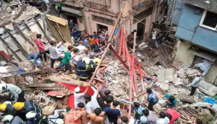 Mumbai Building Collapse: മുംബൈയിൽ കെട്ടിടം തകർന്നതിനെ തുടർന്ന് മരിച്ചവരുടെ കുടുംബത്തിന് 5 ലക്ഷം നഷ്ടപരിഹാരം നൽകുമെന്ന് മഹാരാഷ്ട്ര സർക്കാർ
