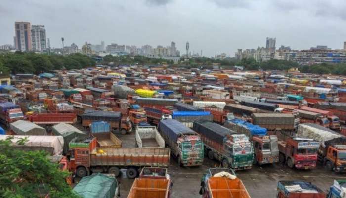 Goods Vehicle Strike: ലോഡില്ല, ചിലവ് കൂടുന്നു,ചരക്ക് വാഹനങ്ങൾ അനിശ്ചിത കാല സമരത്തിലേക്ക്