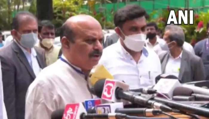 Karnataka Covid restrictions: കേരള, മഹാരാഷ്ട്ര അതിർത്തികളിൽ വാരാന്ത്യ കർഫ്യൂ പ്രഖ്യാപിച്ച് കർണാടക സർക്കാർ