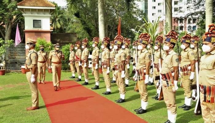 Independence Day 2021 : സംസ്ഥാന പൊലീസ് ആസ്ഥാനത്ത് സ്വാതന്ത്ര്യദിനാഘോഷം, കാണാം ചിത്രങ്ങൾ