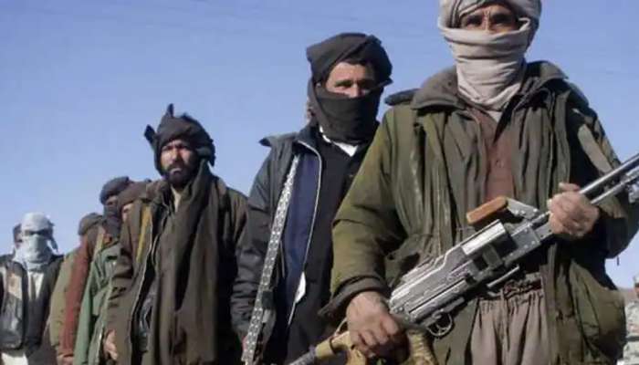 Taliban - Afganistan : വിമാനത്താവളത്തിലേക്ക് ആളുകളെ കടത്തിവിടാത്തതിനെ തുടർന്ന് അഫ്ഗാനിസ്ഥാനിൽ നിന്ന് ഇന്ത്യക്കാരെ ഒഴുപ്പിക്കുന്നതിൽ അനിശ്ചിതാവസ്ഥ 