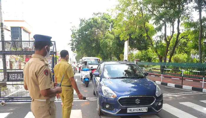 സംസ്ഥാനത്ത് ഇന്നുകൂടി തുടരും വാരാന്ത്യ ലോക്ഡൗൺ ഇളവ്