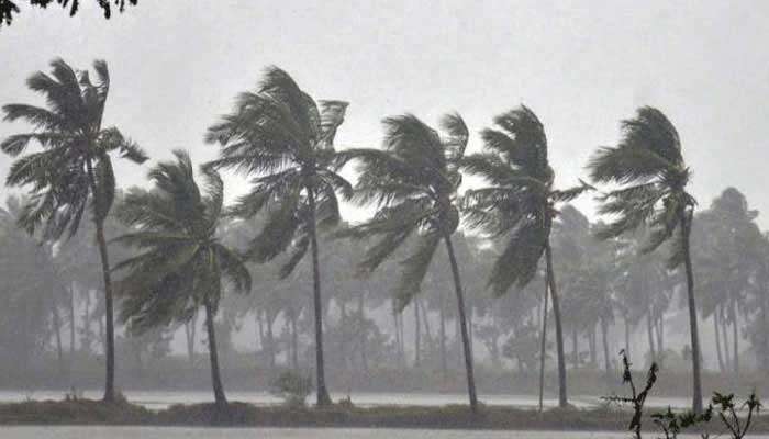 Kerala Rain  Alert: ഇന്നും സംസ്ഥാനത്ത് അതിതീവ്ര മഴയ്ക്ക് സാധ്യത; ഇടുക്കിയിൽ Red Alert പ്രഖ്യാപിച്ചു