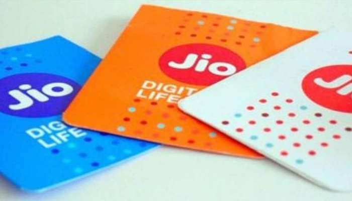 Reliance Jio : റിലയൻസ് ജിയോ പണി മുടക്കി; വിളിക്കാനോ, ഇന്റർനെറ്റ് ഉപയോഗിക്കാനോ കഴിയാതെ വലഞ്ഞ് ഉപഭോക്താക്കൾ   