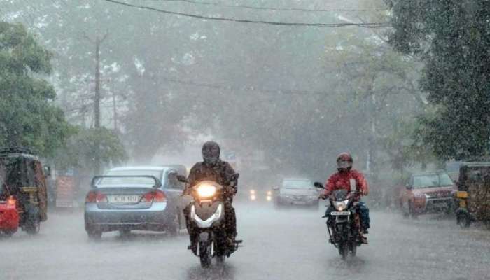 Heavy rain in Kerala: സംസ്ഥാനത്ത് കനത്ത മഴ തുടരും; മഴക്കെടുതിയില്‍ മൂന്ന് മരണം