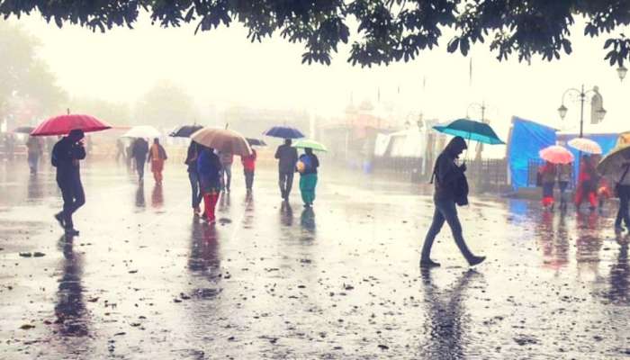 Kerala Rain Alert| മൂന്ന് ദിവസം കൂടി മഴ തുടർന്നേക്കാം, നാല് ജില്ലകൾക്ക് ഒാറഞ്ച് അലർട്ട്