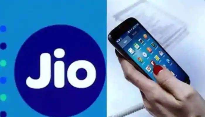 Reliance Jio: കഴിഞ്ഞ ഒരു മാസത്തിനിടെ  Jioയ്ക്ക് നഷ്ടമായത്  11 ദശലക്ഷം വരിക്കാര്‍, ശരാശരി വരുമാനത്തില്‍ നേട്ടം 