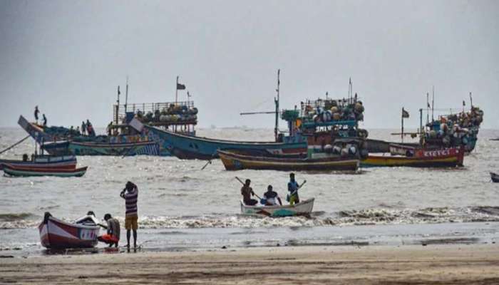 Fishermen Warning | ശക്തമായ കാറ്റിന് സാധ്യത; കേരള-ലക്ഷദ്വീപ് തീരങ്ങളിൽ നവംബർ അഞ്ച് വരെ മത്സ്യബന്ധനം നിരോധിച്ചു