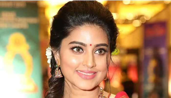 Actress Sneha: ബിസിനസ് പങ്കാളിത്തം വാഗ്ദാനം ചെയ്ത് തട്ടിപ്പും,  ഭീഷണിയും പരാതിയുമായി നടി സ്നേഹ 