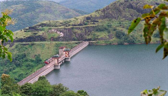 Idukki | ഇടുക്കി ചെറുതോണി അണക്കെട്ടിന്റെ ഷട്ടറുകൾ കൂടുതൽ ഉയർത്തും; പെരിയാറിന്റെ തീരത്തുള്ളവർ ജാ​ഗ്രത പാലിക്കണമെന്ന് നിർദേശം