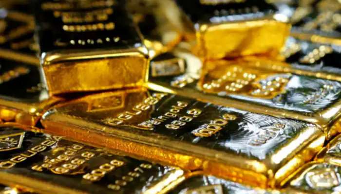 Gold seized | നെടുമ്പാശേരി വിമാനത്താവളത്തിൽ വീണ്ടും സ്വർണം പിടികൂടി; പിടികൂടിയത് നാലര കിലോയിലധികം സ്വർണം