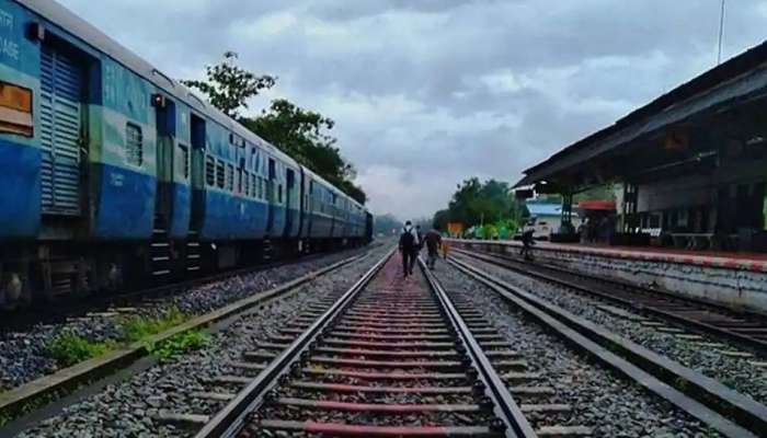 Railway : റെയിൽവേ ഇളവുകൾ തിരിച്ച് കൊണ്ട് വരില്ല; മുതിർന്ന പൗരന്മാർക്കും ഫുൾ ചാർജ്