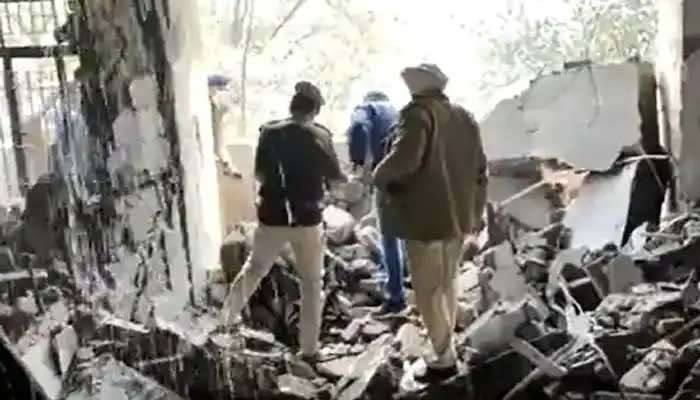 Ludhiana Blast: സ്ഫോടനത്തിന് പിന്നാലെ പഞ്ചാബിൽ അതീവ ജാഗ്രതാ നിർദ്ദേശം