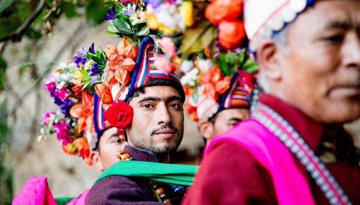 Pregnancy Tourism : ആര്യൻ വംശത്തിലുള്ള കുട്ടികളെ വേണം; യുവതികൾ ഗർഭം ധരിക്കാൻ ലഡാക്കിലേക്ക്