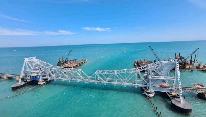 Pamban Bridge: പാമ്പൻ പാലം ചരിത്രസ്മാരകമാക്കും, വെർട്ടിക്കൽ ലിഫ്റ്റിങ് സംവിധാനത്തോടെ പുതിയ പാലം ഉടൻ