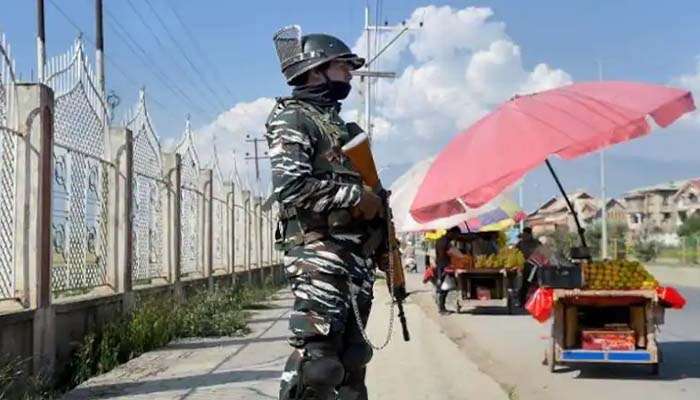 PM Modi’s Visit to J&K: പ്രധാനമന്ത്രി കശ്മീരിൽ, വേദിയ്ക്ക് 12 കിലോമീറ്റര്‍ അകലെ സ്ഫോടനം, സുരക്ഷ ശക്തമാക്കി