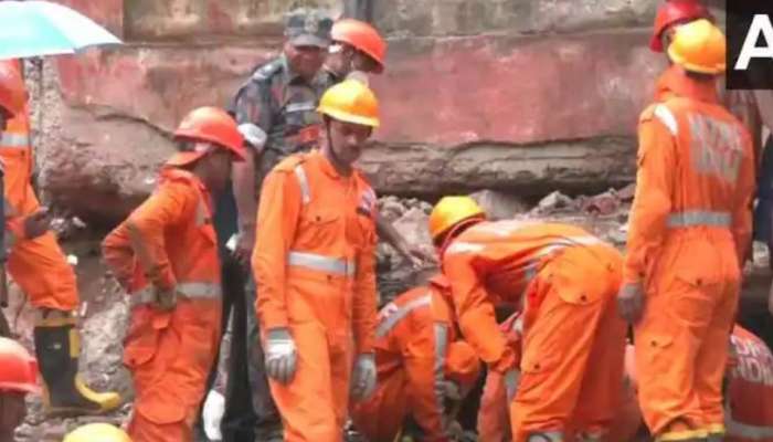 Kurla building collapse: കുർളയിൽ നാല് നില കെട്ടിടം തകർന്ന് മരിച്ചവരുടെ എണ്ണം 19 ആയി