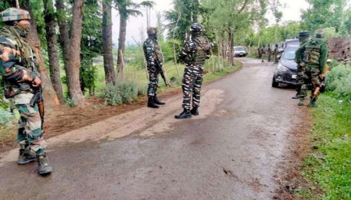 Rajouri Suicide Attack: കശ്മീരിൽ സൈനിക ക്യാമ്പിൽ ചാവേറാക്രമണം: 3 സൈനികർക്ക് വീരമൃത്യു, 2 ഭീകരരെ വധിച്ചു