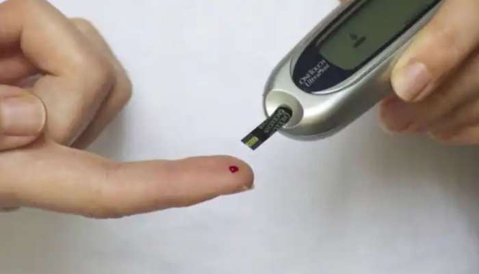 Blood sugar level: പ്രമേഹരോ​ഗികൾ അറി‍ഞ്ഞിരിക്കണം ഇക്കാര്യങ്ങൾ; രക്തത്തിലെ പഞ്ചസാരയുടെ അളവ് സാധാരണ നിലയിലാക്കാം