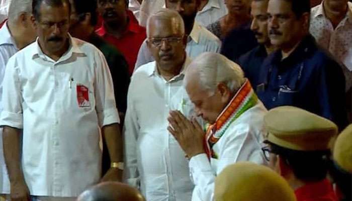Kodiyeri Balakrishnan: കോടിയേരിക്ക് അന്തിമോപചാരം അർപ്പിച്ച് ഗവർണർ 