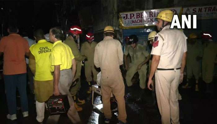 Building Collapse in Delhi: കനത്ത മഴയിൽ ഡൽഹിയിൽ കെട്ടിടം തകർന്നു വീണ് 3 മരണം