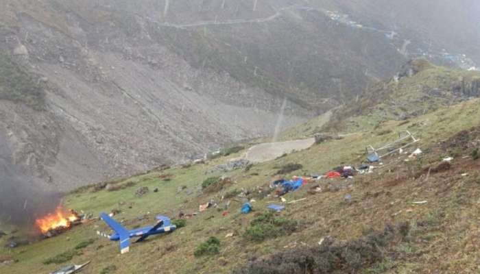 Kedarnath Helicopter Crash: കേദാർനാഥിൽ ഹെലികോപ്റ്റർ തകർന്ന് ആറ് മരണം