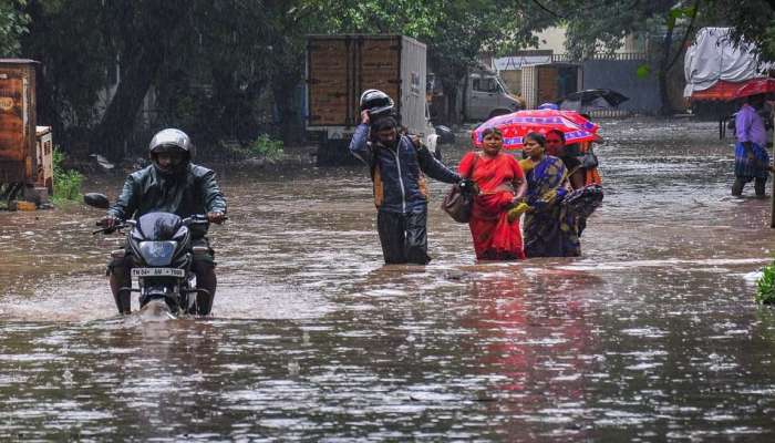 Chennai Rains: മഴക്കെടുതിയിൽ ചെന്നൈ, ബുധനാഴ്ച വരെ കനത്ത  മഴ  
