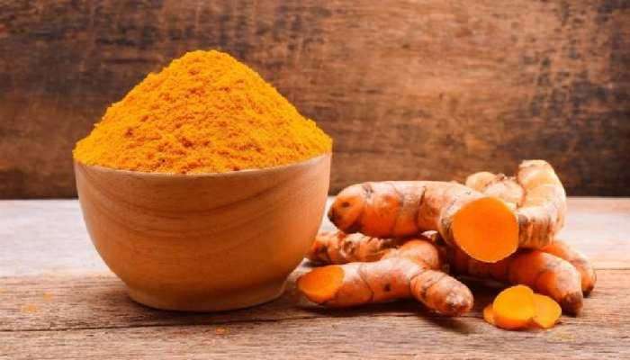 Turmeric Side Effects: മഞ്ഞൾ കഴിയ്ക്കുന്നവര്‍ ശ്രദ്ധിക്കുക, ഈ പാർശ്വഫലങ്ങൾ നിങ്ങളെ ബുദ്ധിമുട്ടിക്കാം 