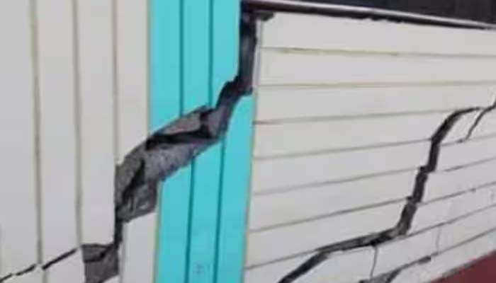 Cracks in Houses: ജോഷിമഠിന് പിന്നാലെ ഉത്തര്‍ പ്രദേശിലും വീടുകളില്‍ വിള്ളല്‍, PWD അന്വേഷണം ആരംഭിച്ചു