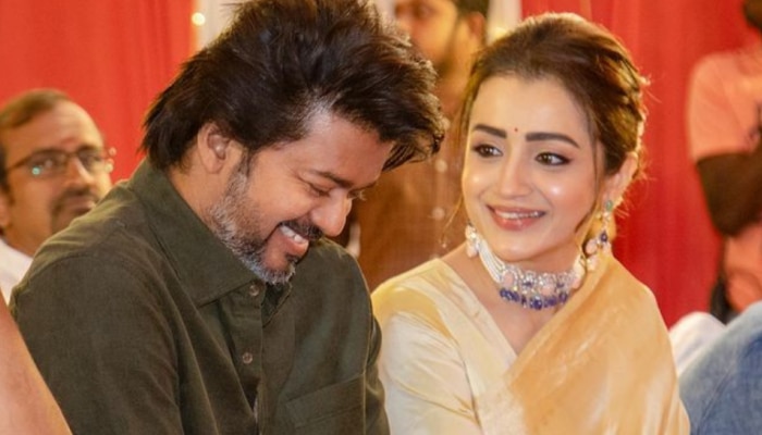 Trisha Krishnan: ഇത് നിങ്ങൾക്കുള്ളതാണ് !!! ആരാധകർ കാത്തിരുന്ന കോമ്പോ; തൃഷ പങ്കുവെച്ച ചിത്രം വൈറൽ