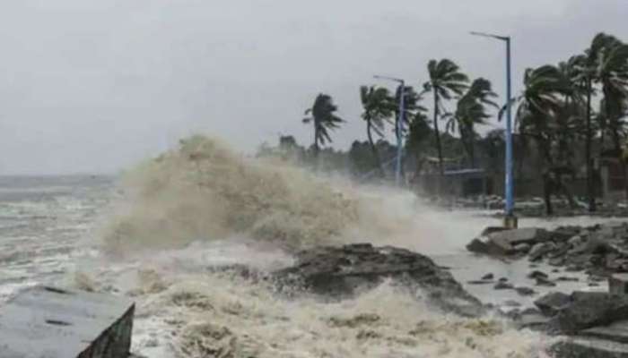 Coastal erosion: സംസ്ഥാനത്ത് ഉയർന്ന തിരമാലയ്ക്ക് സാധ്യത; മത്സ്യത്തൊഴിലാളികൾ ജാ​ഗ്രത പാലിക്കണമെന്ന് മുന്നറിയിപ്പ്